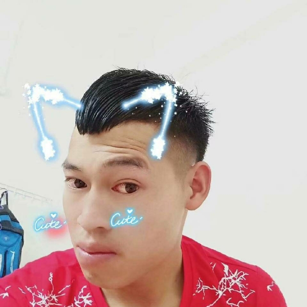 标致那篮球的照片