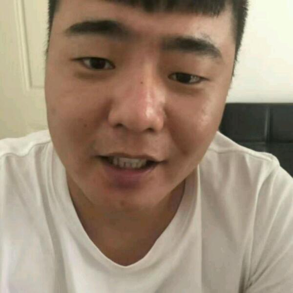 温暖的Xu先生的照片
