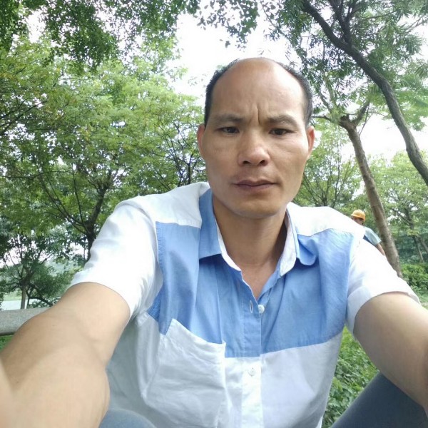 清脆那店员的照片