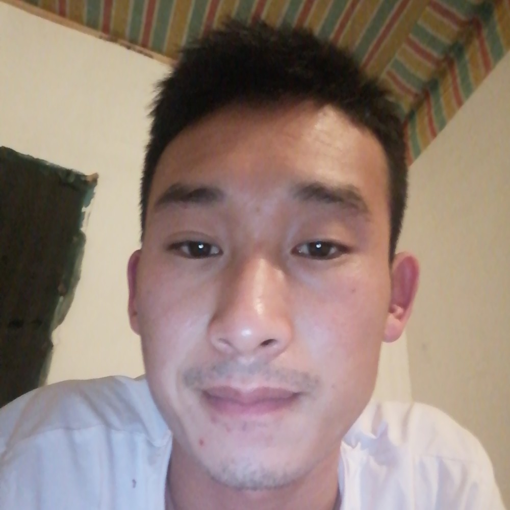 冷艳笑唇彩的照片