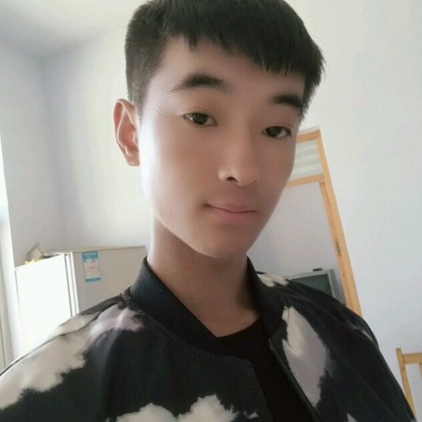 义气暖光的照片