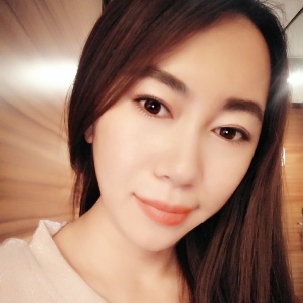 璐璐女王的照片