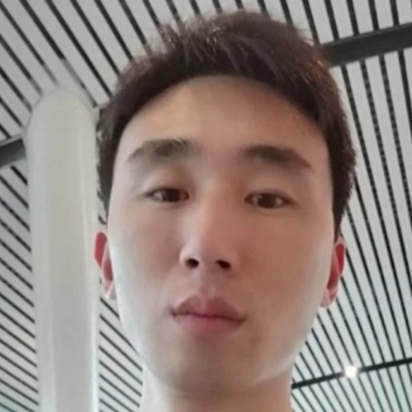 帅哥哥等你，的照片