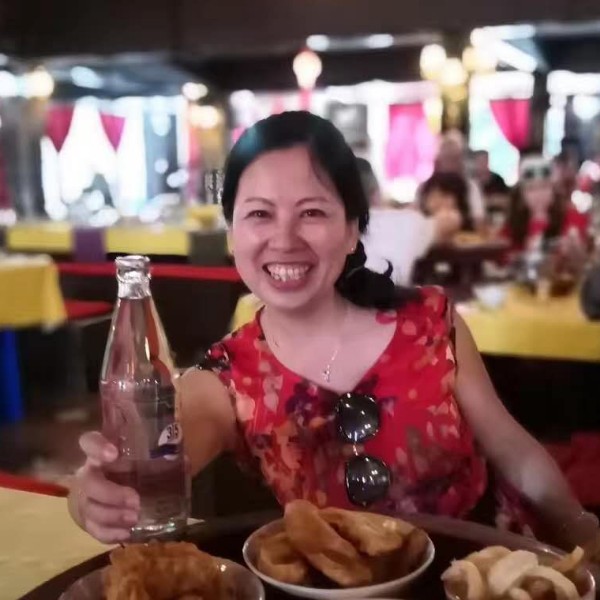 直率多么路灯的照片
