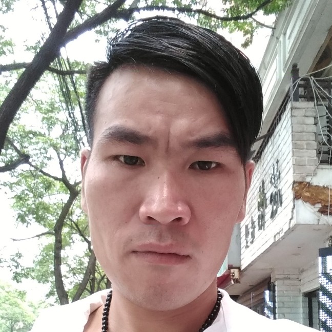 李世清的照片
