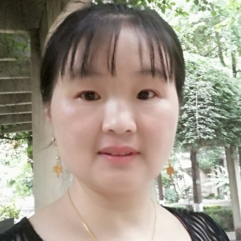 为了生活努力工作的照片