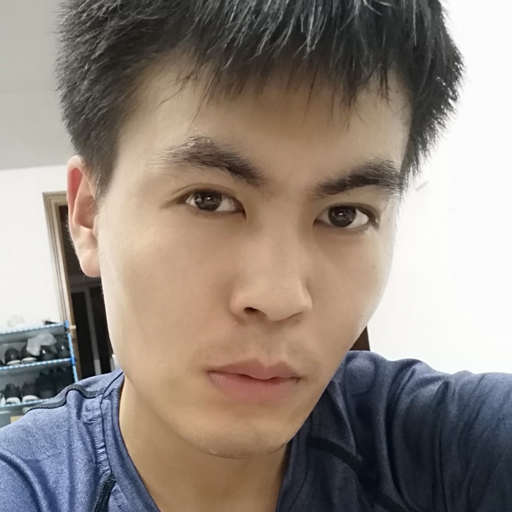 打着灯笼的照片