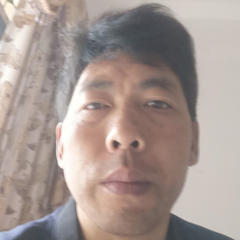 老虎爱踏实的照片