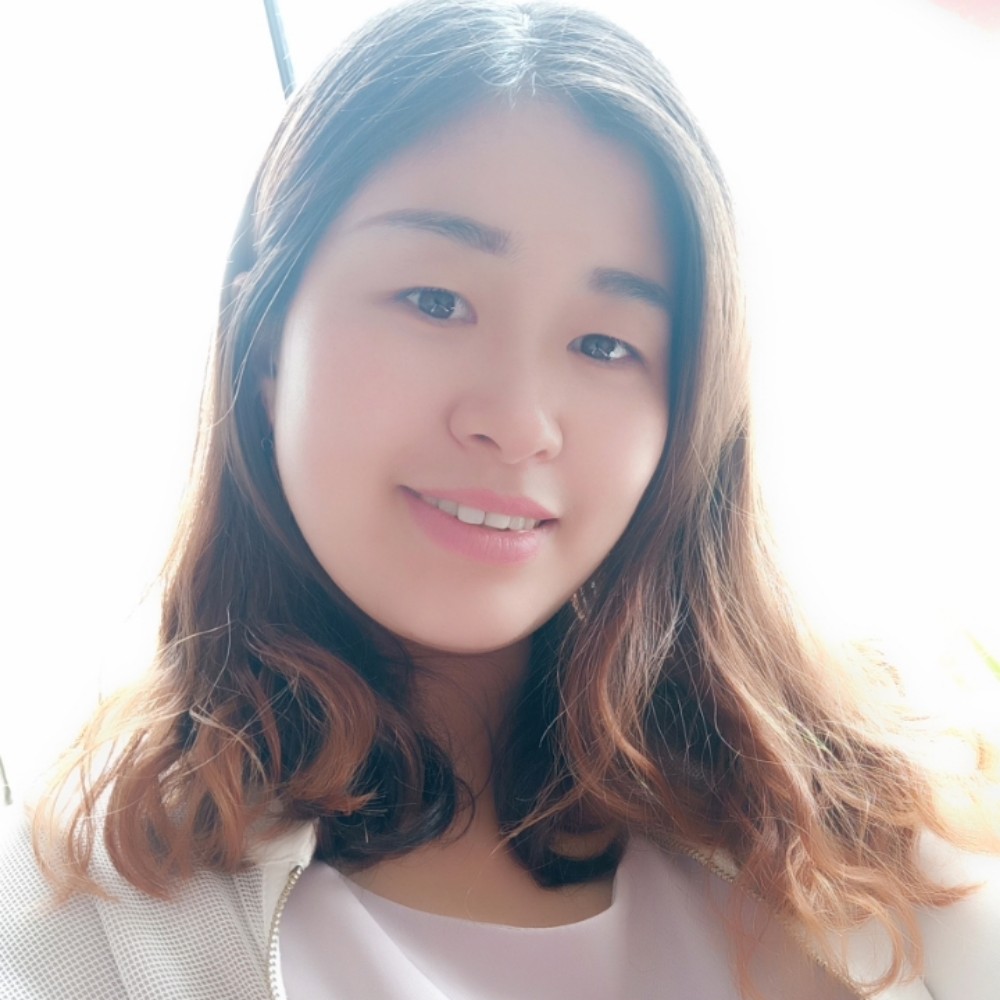 贤惠酸奶的照片