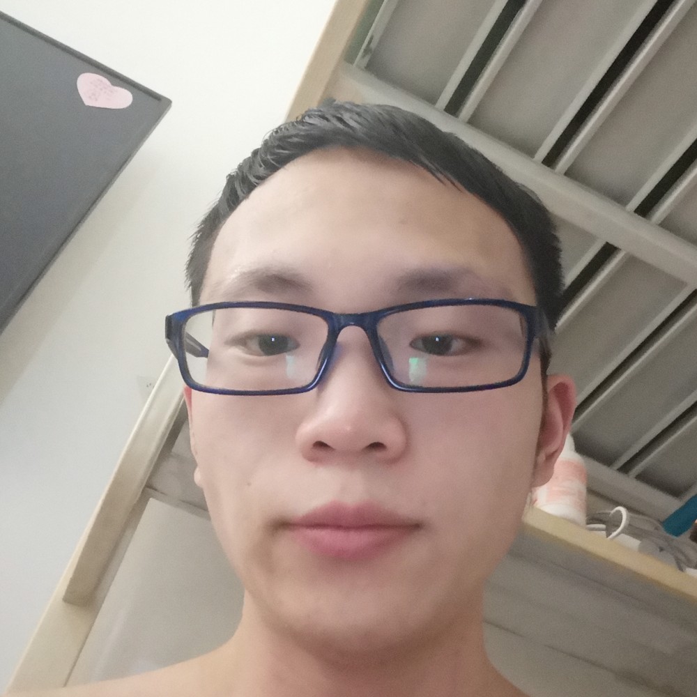 柜子相许安详的照片