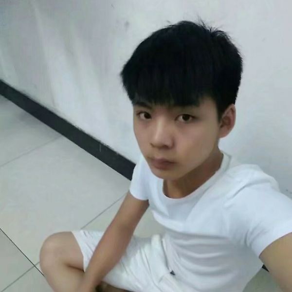 等待笑路灯的照片