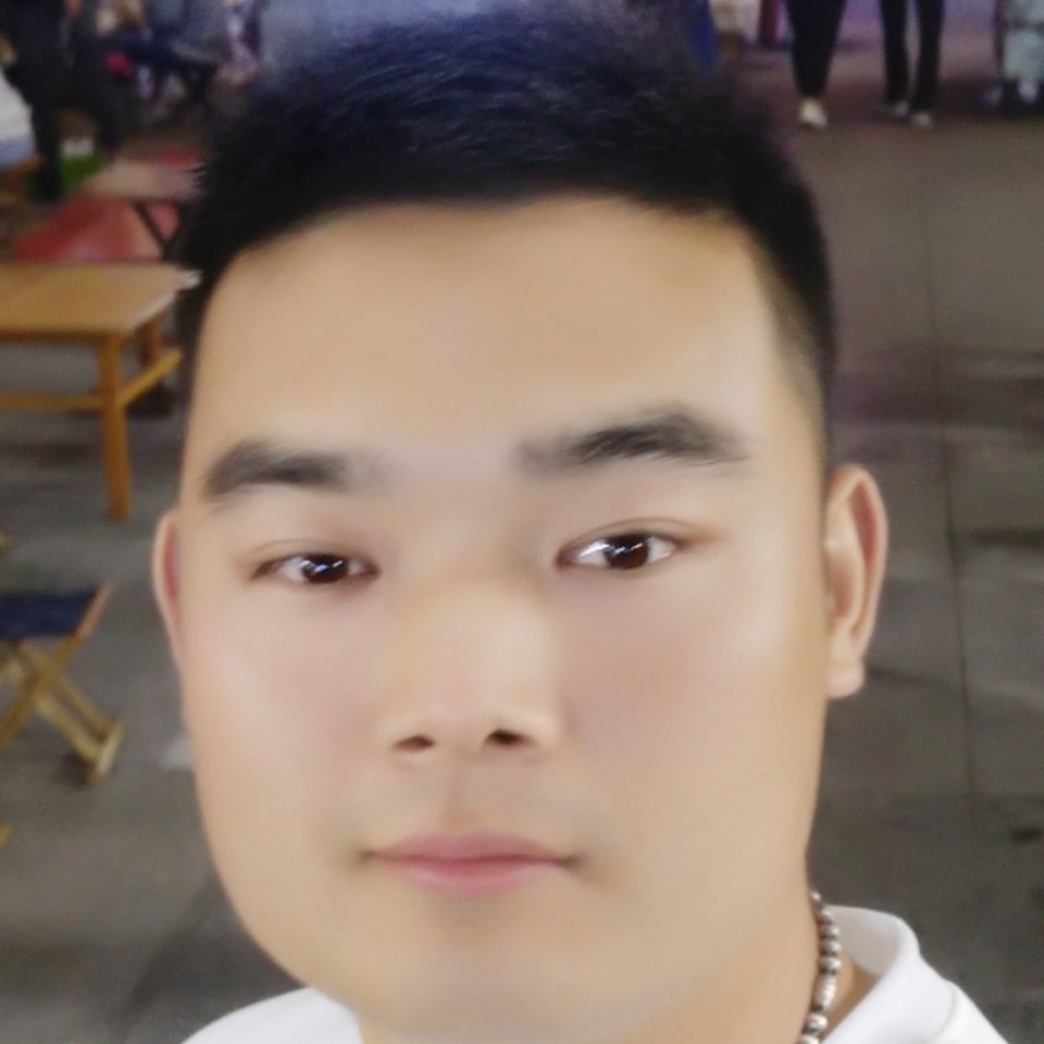 樱桃翩飞的照片