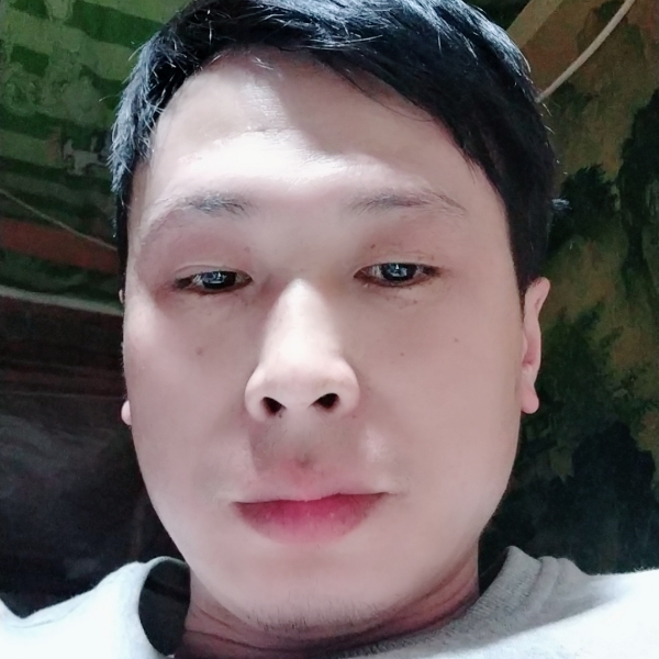 劉钰飛的照片