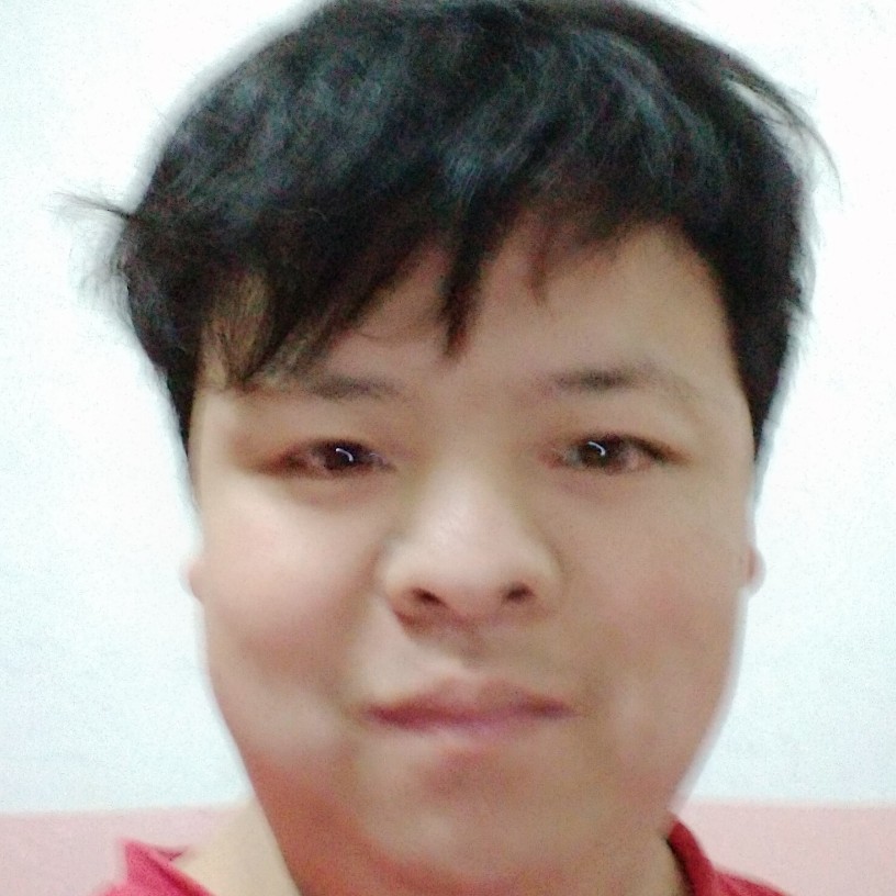 优美踢萝莉的照片