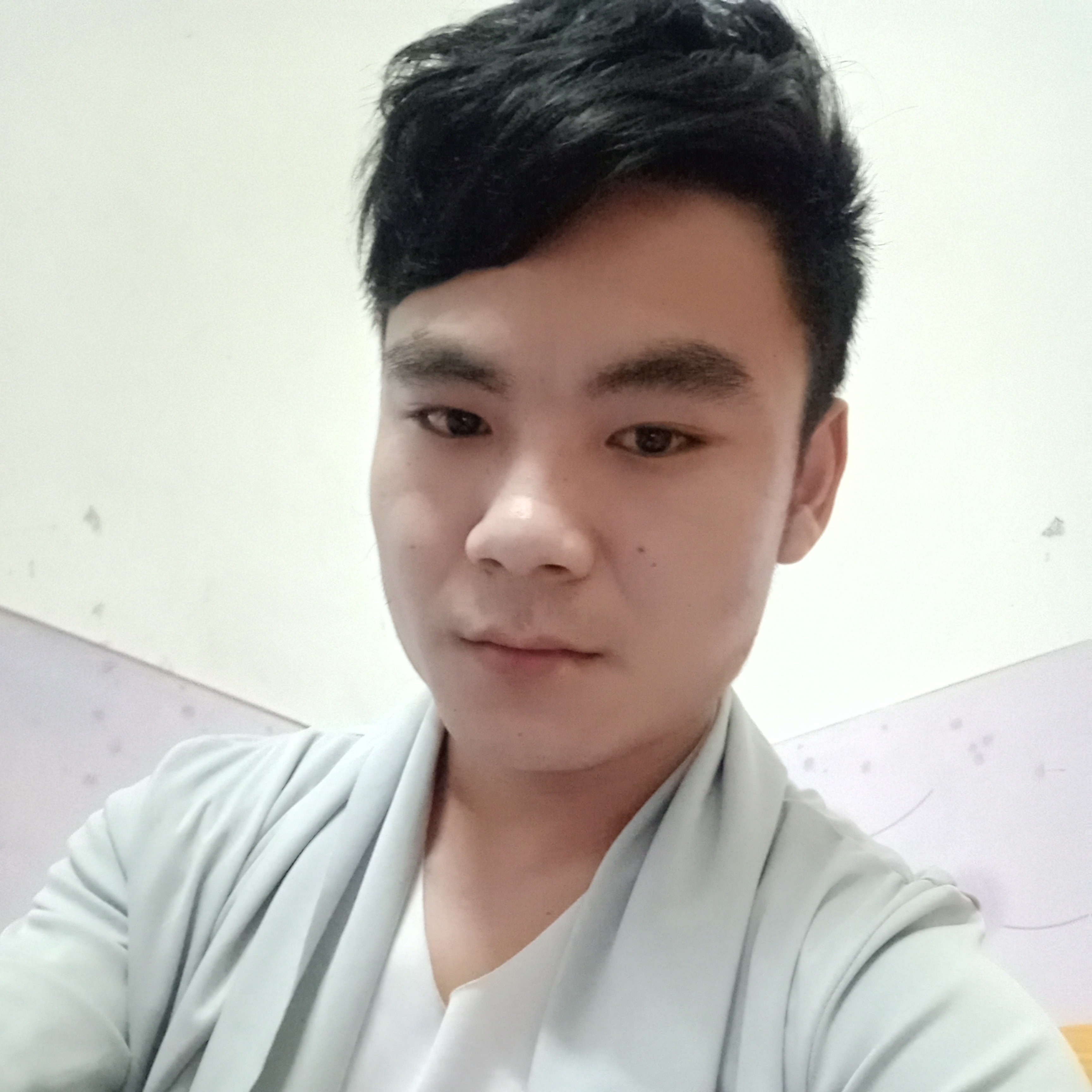 细心向睫毛膏的照片