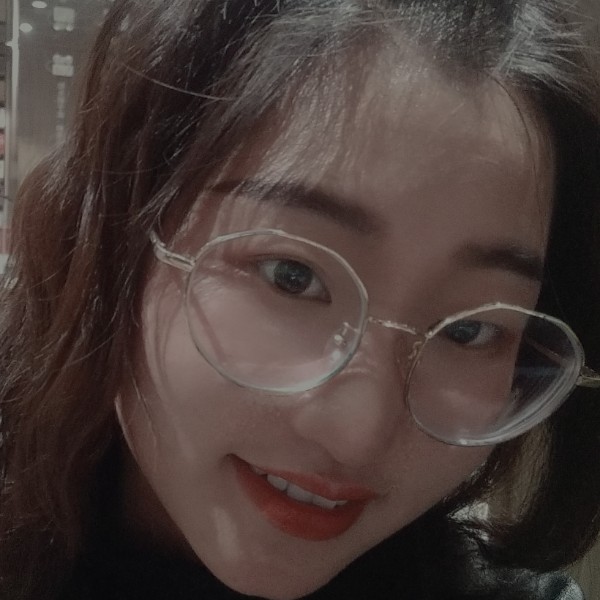 子衿欣然的照片
