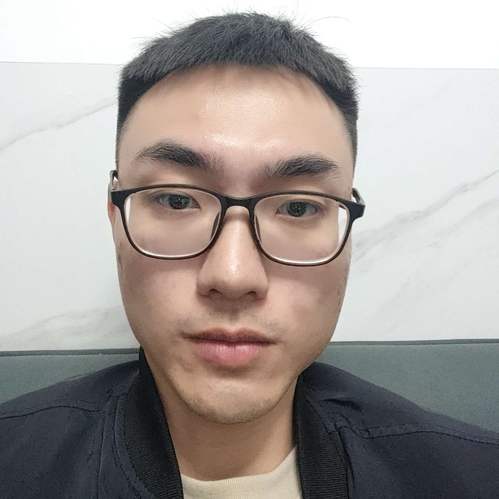 Frank的照片