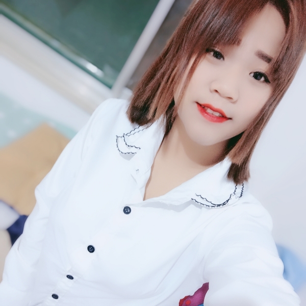 曾一笑的照片