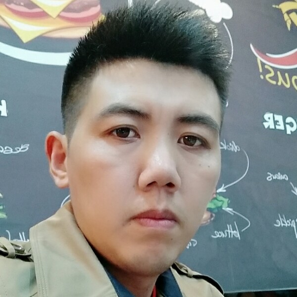 冷眸温暖的照片