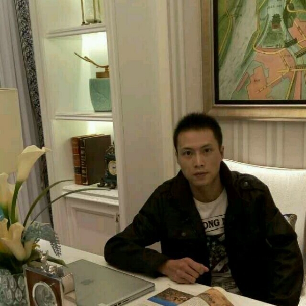 冰 歌的照片