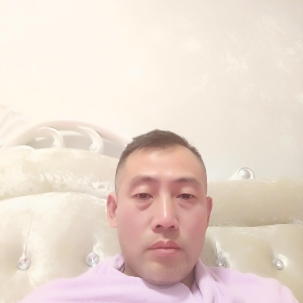 大钧的照片