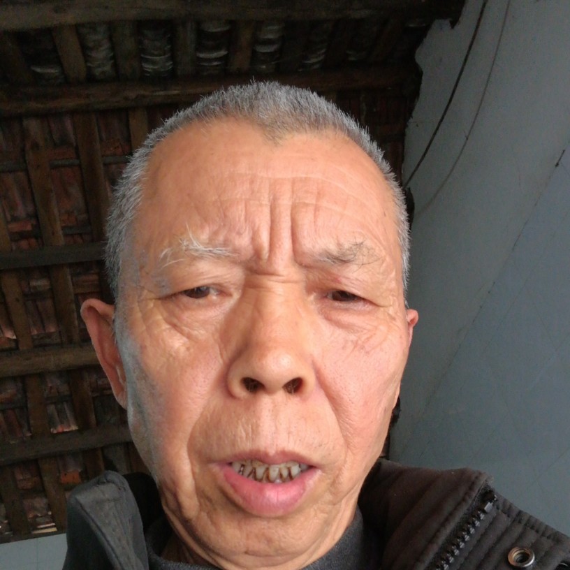 果汁碧蓝的照片