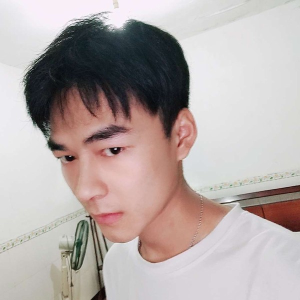 陈以诚的照片