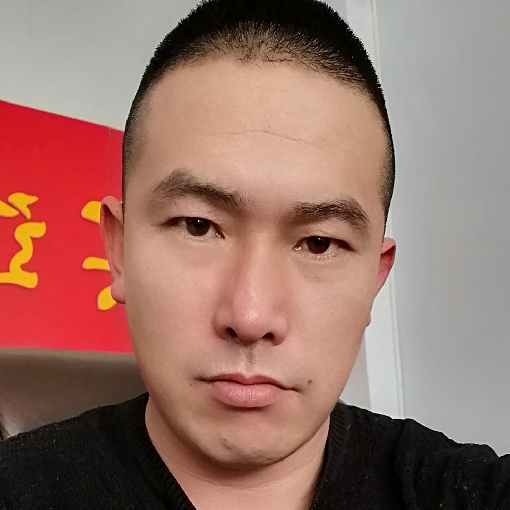 儒雅等待画板的照片