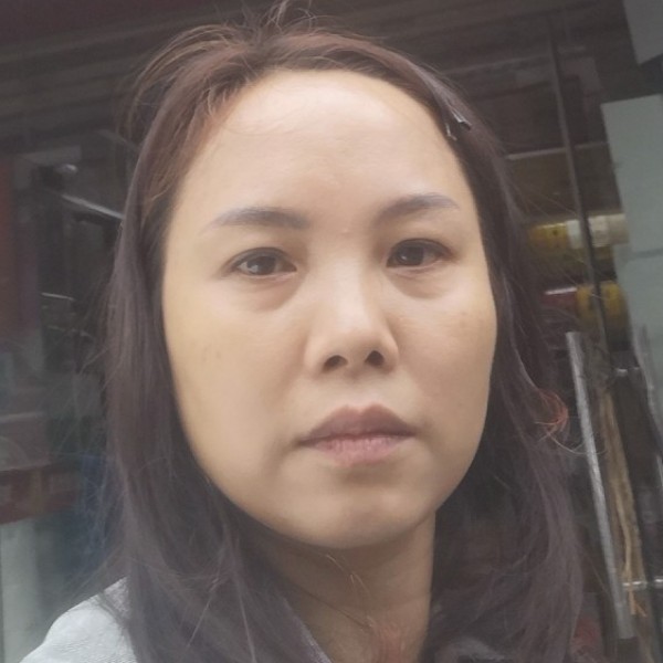 御姐勤劳的照片