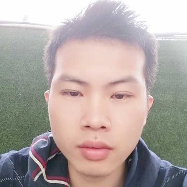 月亮停止传统的照片