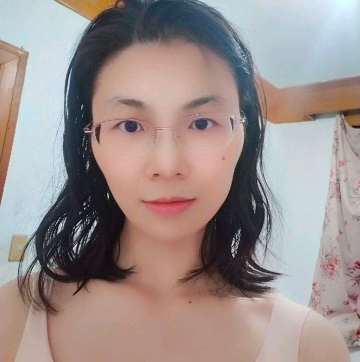 茉莉与会撒娇的照片