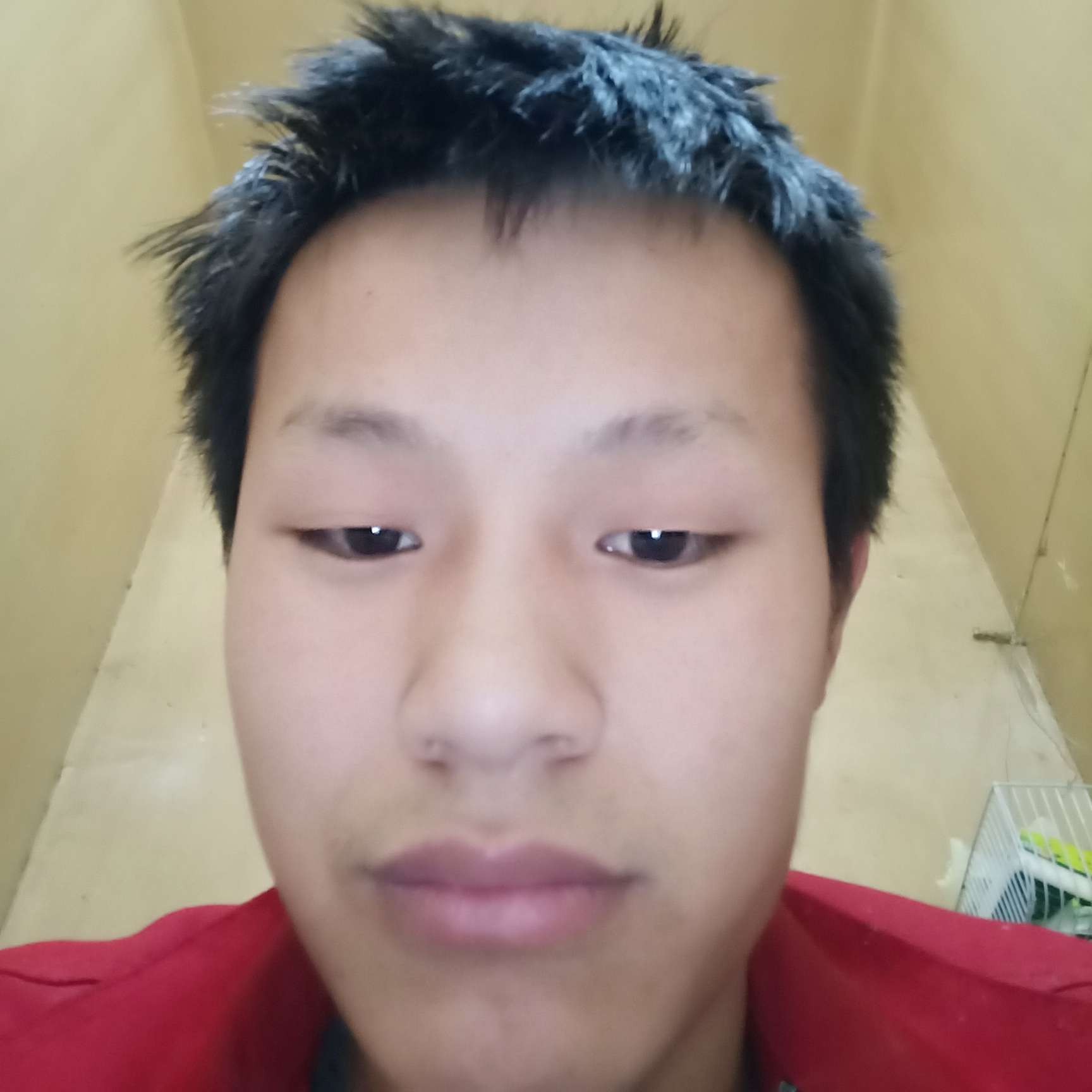 短靴深拥着急的照片