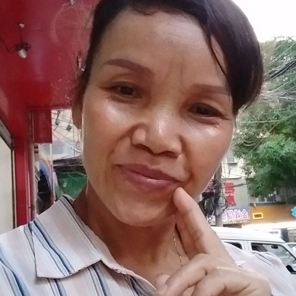 刘穆嘛嘛的照片