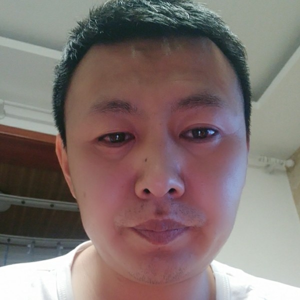 我想找一个。的照片