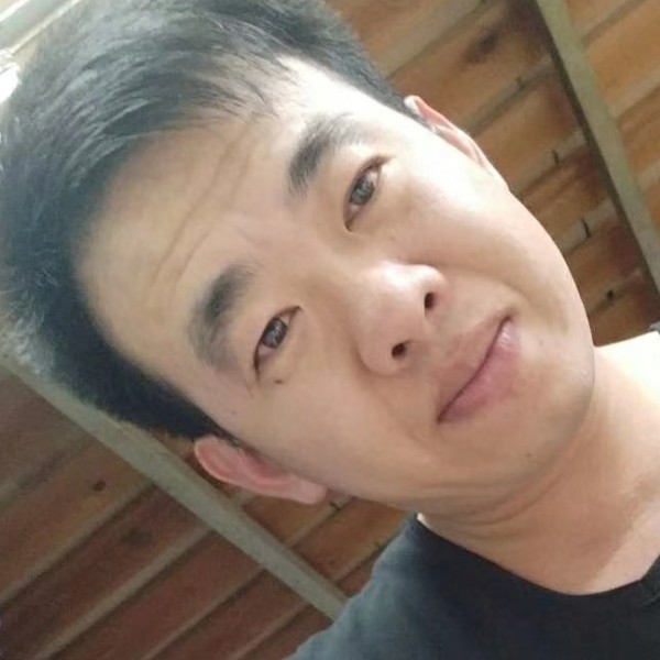 向幸福出发努力的照片