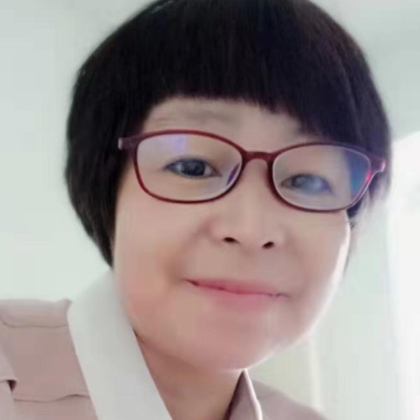 段玉芝的照片
