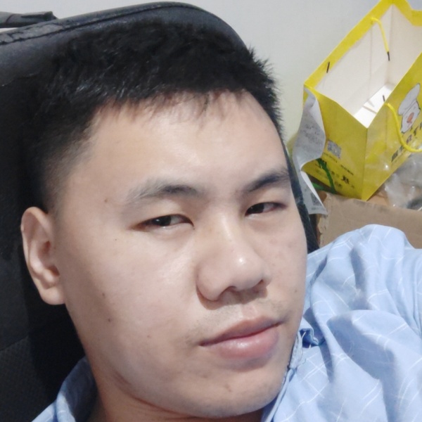 笑点低向诺言的照片