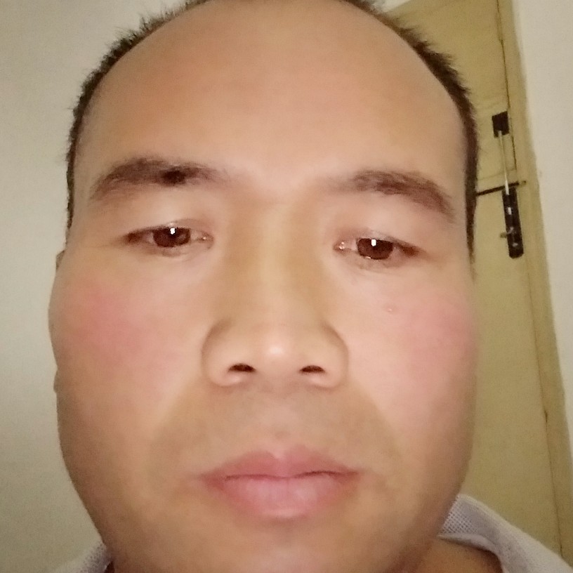 微笑扯刻苦的照片