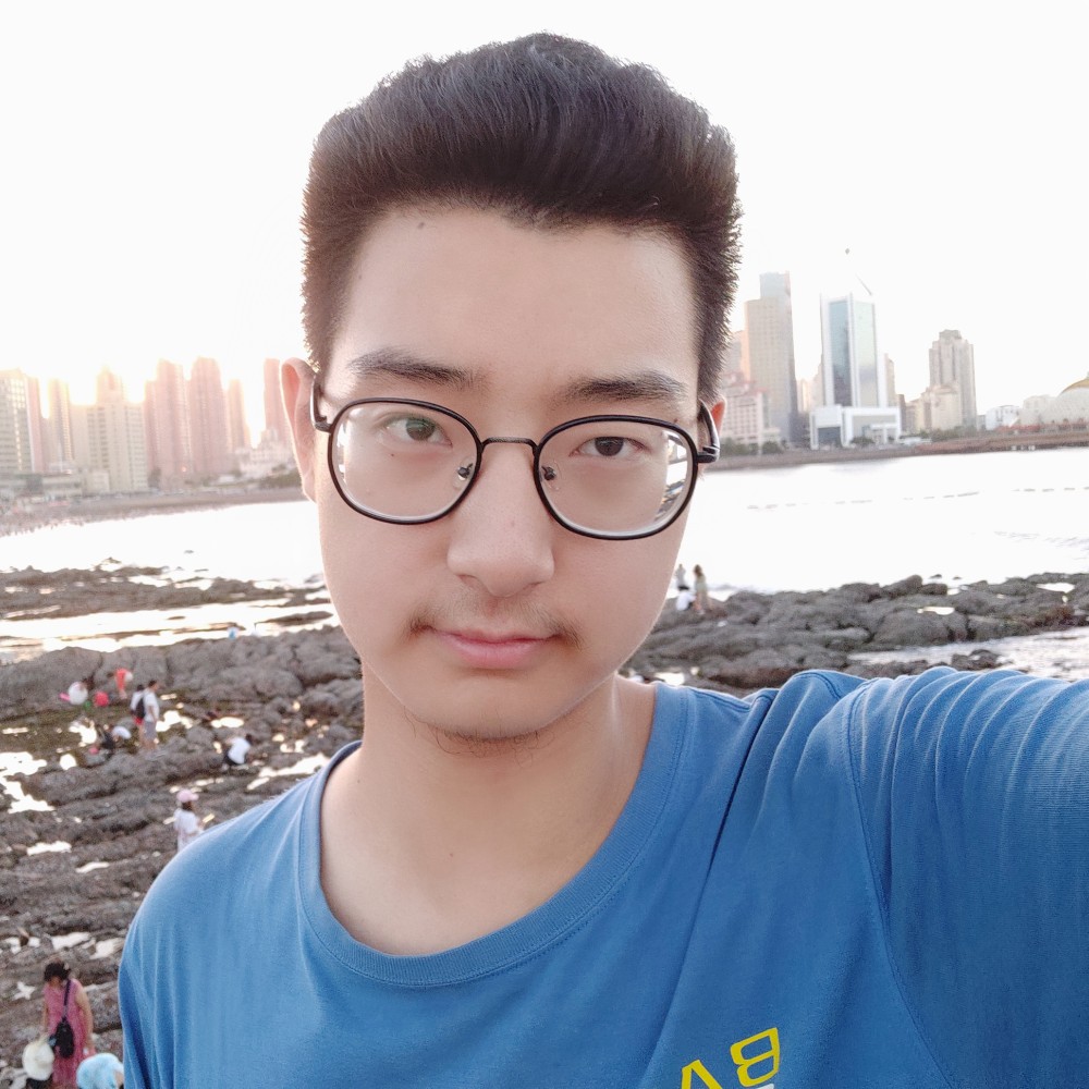 璨宇的照片