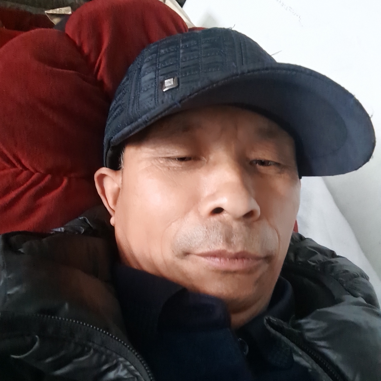 数据线蹁跹无奈的照片