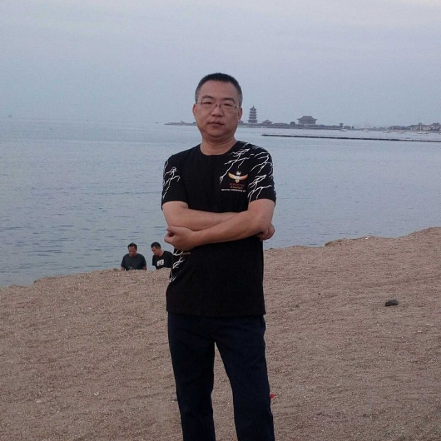 温暖和醉月的照片