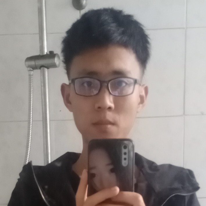 迷路的钢铁侠的照片