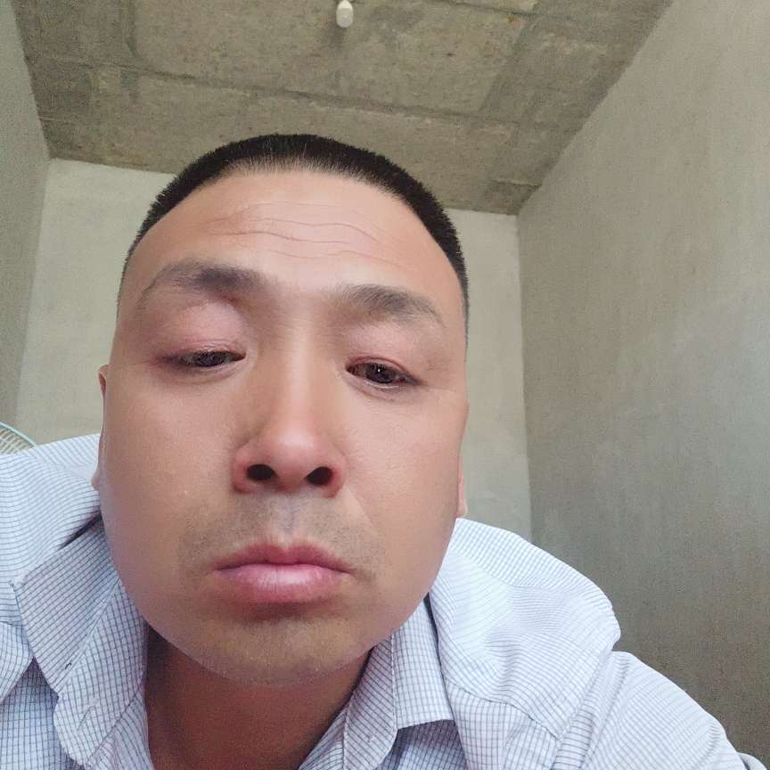 天空爱恋勤劳的照片