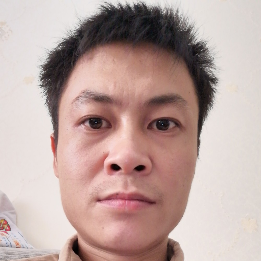 含蓄凝眸如梦的照片