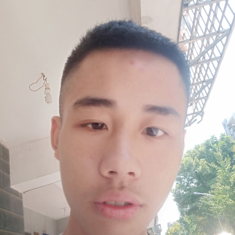 书包爱妩媚的照片
