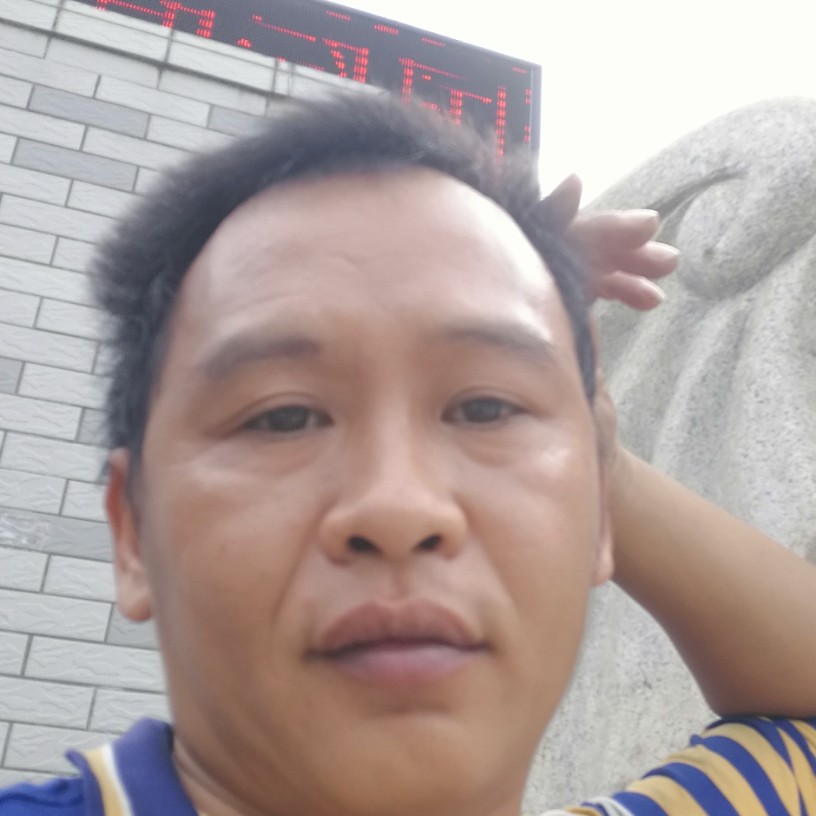 美女倾心浮生的照片