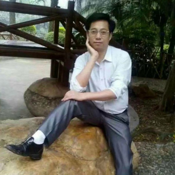 唐庚的照片
