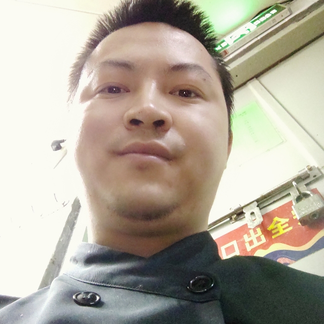 海底捞发哥的照片