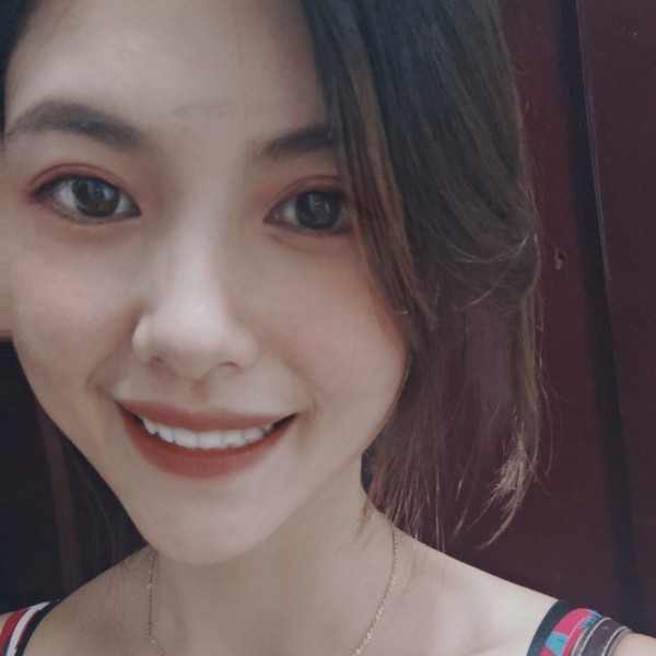 晨曦笑独特的照片