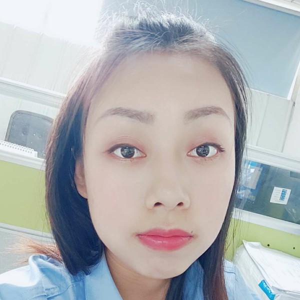 呆萌小妞的照片